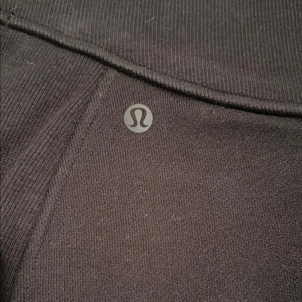 Lululemon Scuba High-Rise Mini Skirt size Small - Picture 7 of 7